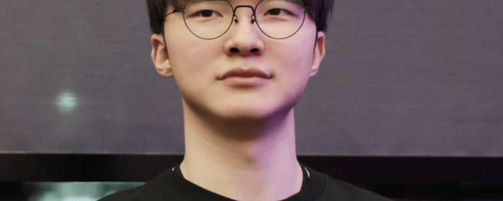 LOL比赛暂停长达3小时，选手打开直播看比赛，被官方禁赛处罚