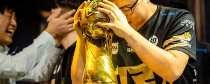 LPL新赛季战队公布，一支战队静悄悄退(tuì)出，资金链彻底断裂(liè)