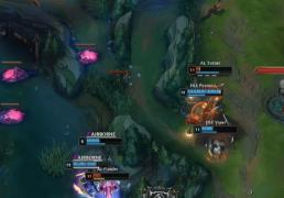 LOL总决賽(sài)精彩对决，这款游戏带你体验策略竞技魅力