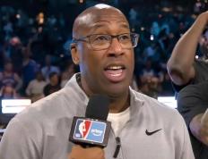 布朗率(lǜ)尼克斯季中赛夺冠！首季封神成实打(dǎ)实冠军教头，国王后悔吗？