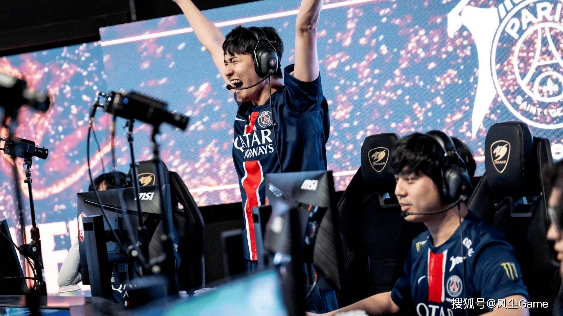 LOL全华班晋级世界赛！Karsa泪灑(sǎ)赛场，FoFo：我真(zhēn)的有罪？