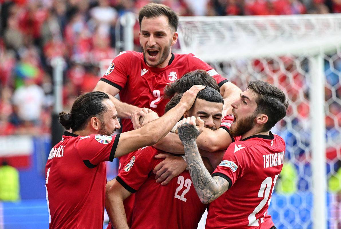 世预赛:土耳其VS格鲁吉亞(yà)今日赛果预测