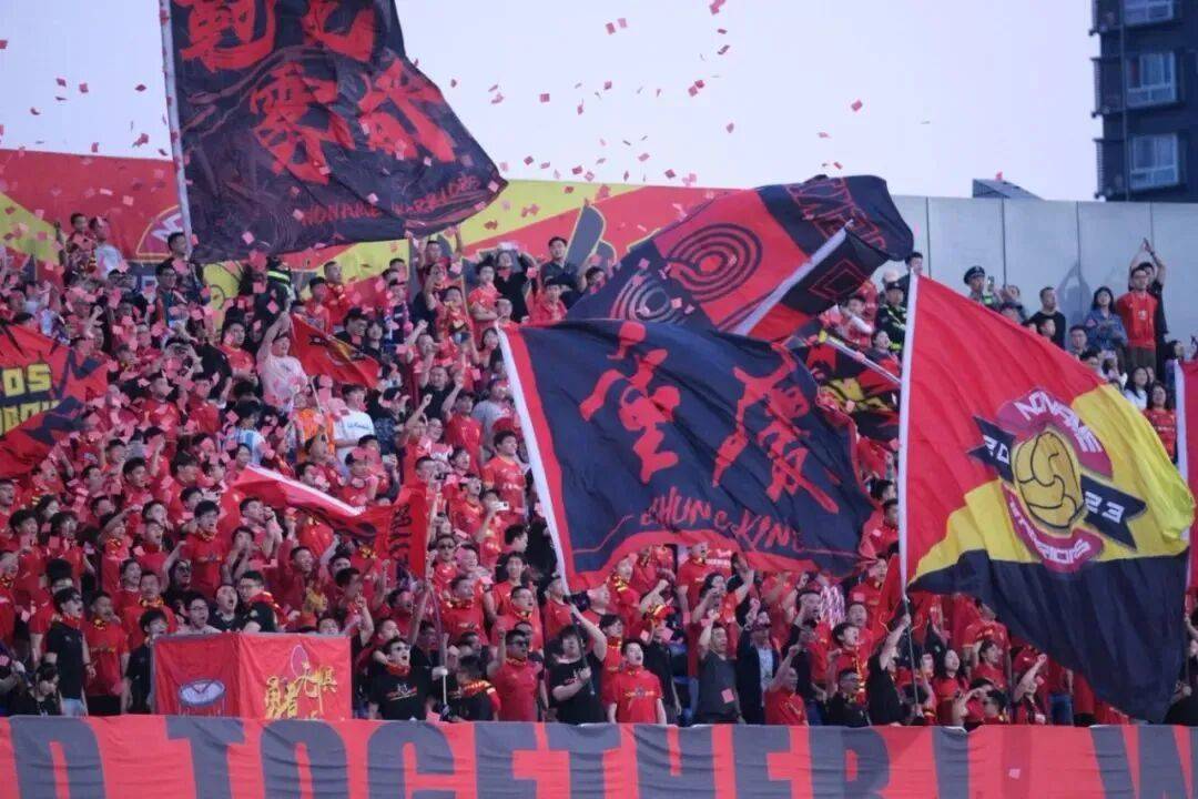 “渝超”线下观赛地图出炉→看球嗨购兩(liǎng)不误！