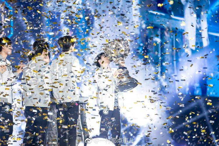 今日电竞分析推荐|PSG Talon vs JD Gaming(LoL):下(xià)路火力与中野节奏的交锋