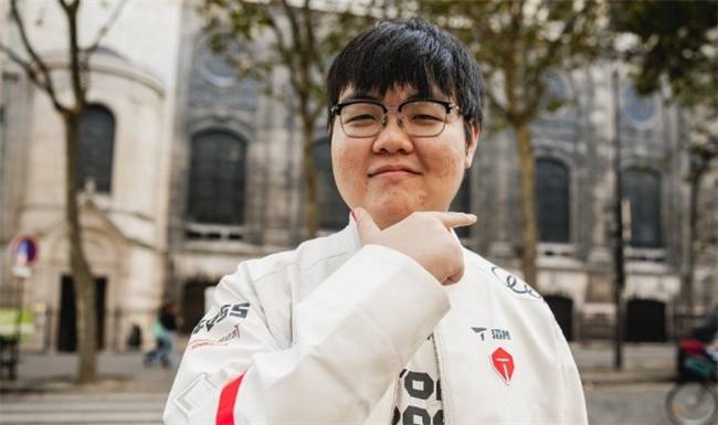 【一竞技1JingJi】LOL：FPX官宣退(tuì)出LPL賽(sài)事 369大概率休息(xī)AL全员续约