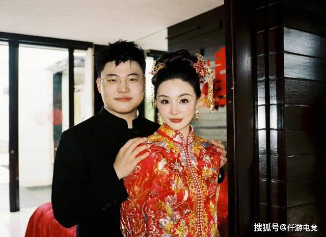 UZI复播后被问及“是否复出”，UZI：压力太大了，害怕身体吃不消