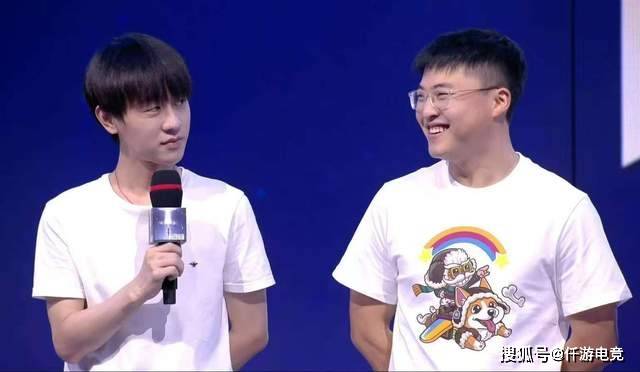 UZI复播后被问及“是否复出”，UZI：压力太大了，害怕身体吃不消